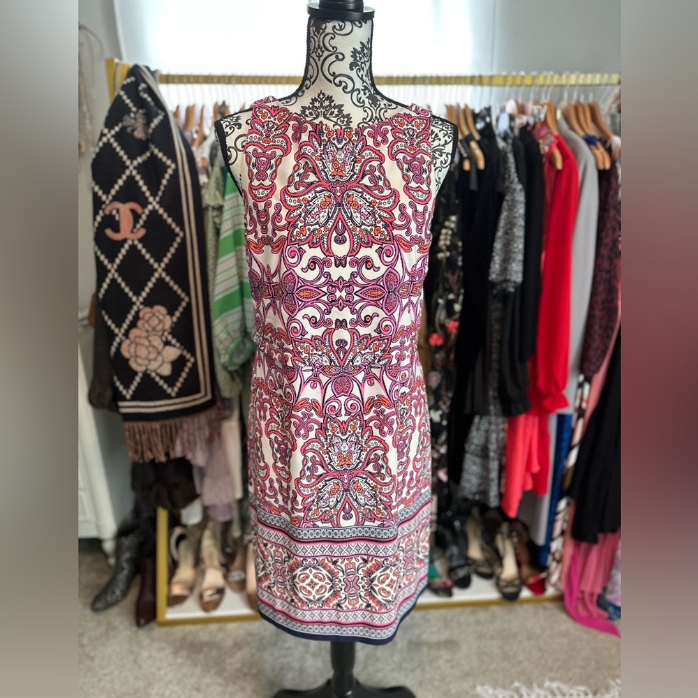 Vince Camuto fushia and cream print tank dress